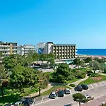 Hotel Fabilia Family
