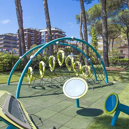 Hotel Fabilia Family 3*