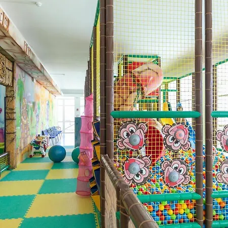 Отель Fabilia Family Морской Милан