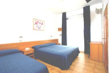 Fabilia Family ميلانو ماريتيما